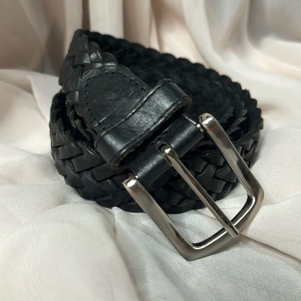 Vintage leather braided belt